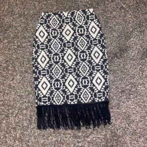 PRINT FITTED TASSEL SKIRT